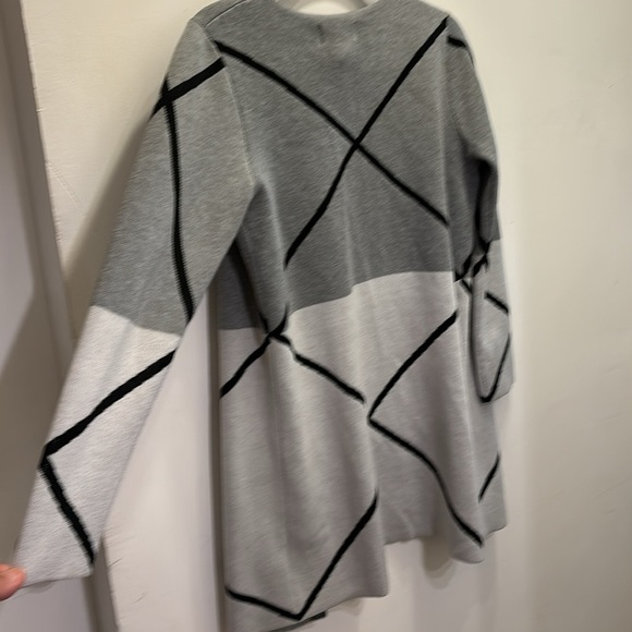 OLIVER by Escio Open Front Knit Cardigan - Picture 4 of 5